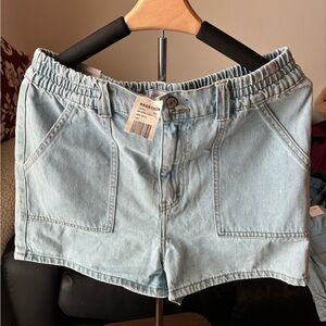 GOGO Light Blue Elastic-Waist Denim Shorts with Front Patch Pockets